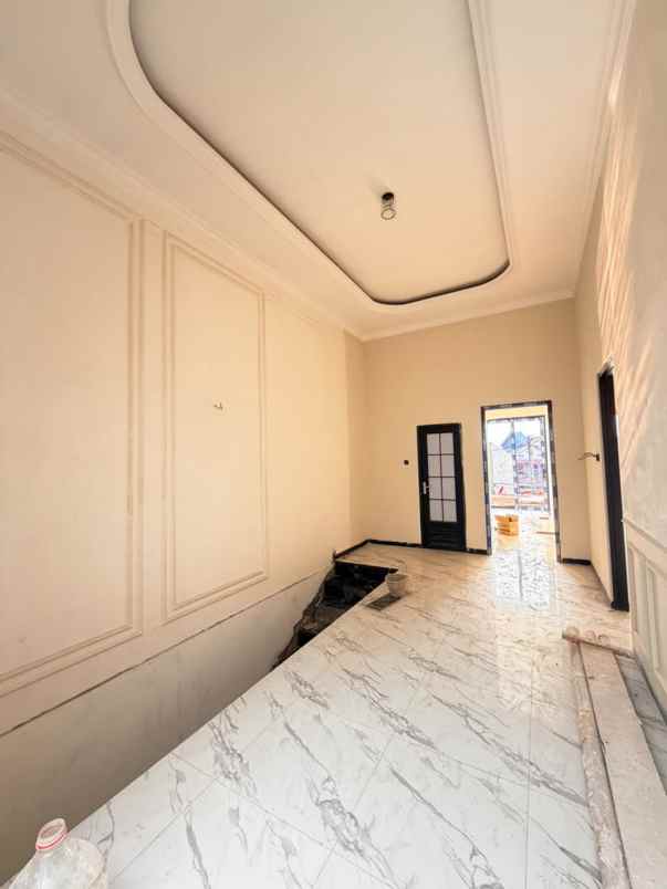 dijual rumah baru modern minimalis lokasi sawojajar