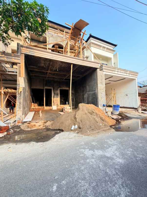 dijual rumah baru modern minimalis lokasi sawojajar