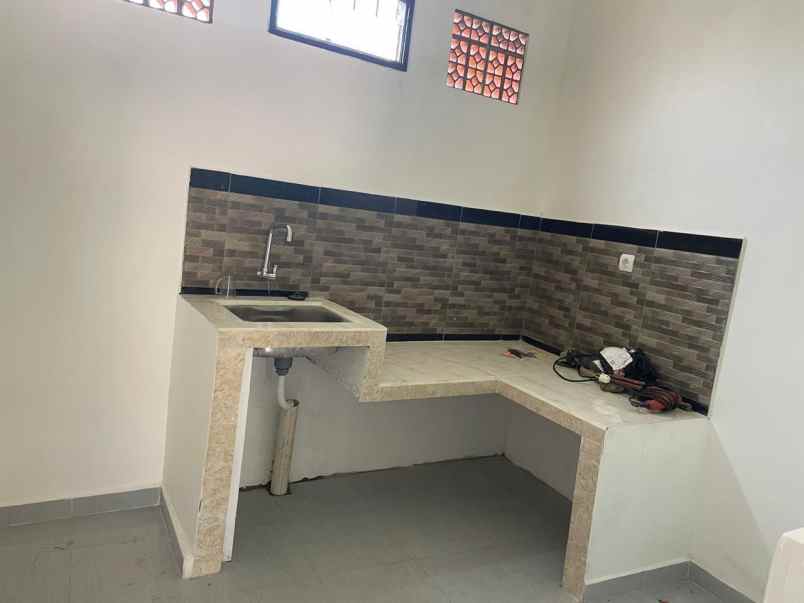 dijual rumah baru siap huni lokasi tlekung batu malang