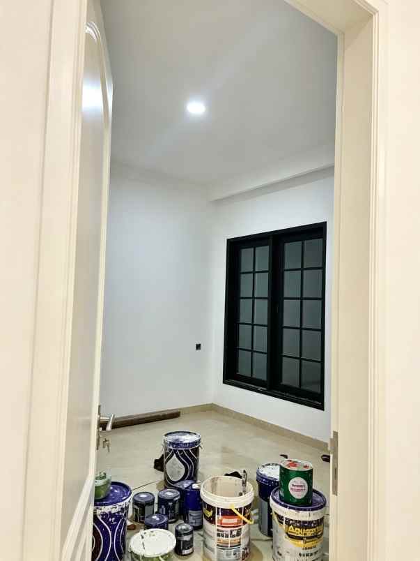 dijual rumah bidara cina jatinegara