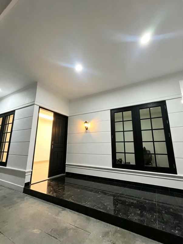 dijual rumah bidara cina jatinegara