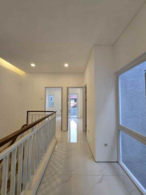 dijual rumah billymoon