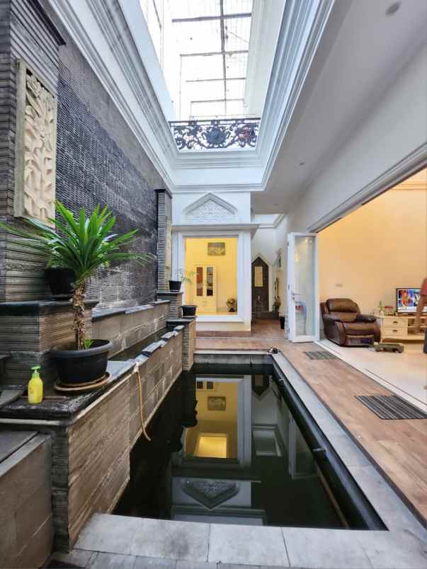 dijual rumah billymoon