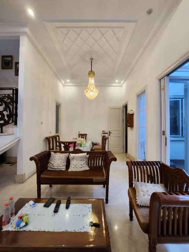 dijual rumah billymoon