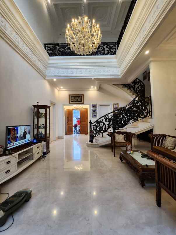 dijual rumah billymoon