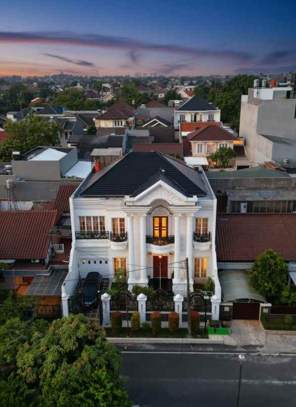 dijual rumah billymoon