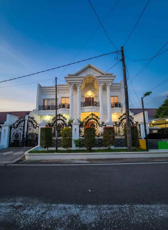 dijual rumah billymoon