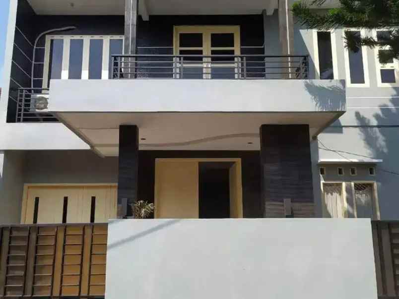 dijual rumah bintara