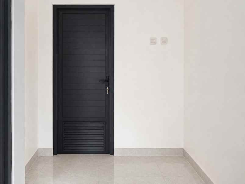 dijual rumah buaran serpong