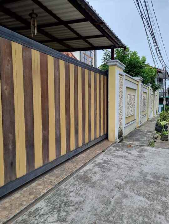 dijual rumah bulak i 42a ciputat