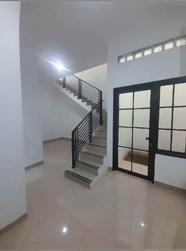 dijual rumah cibubur