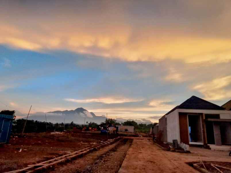 dijual rumah cicadas ciampea