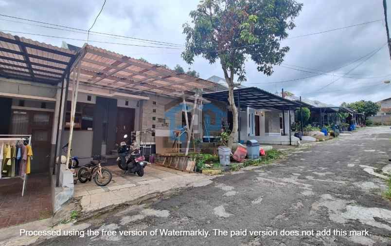 dijual rumah cihanjuang