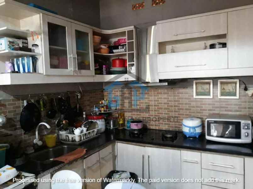 dijual rumah cihanjuang