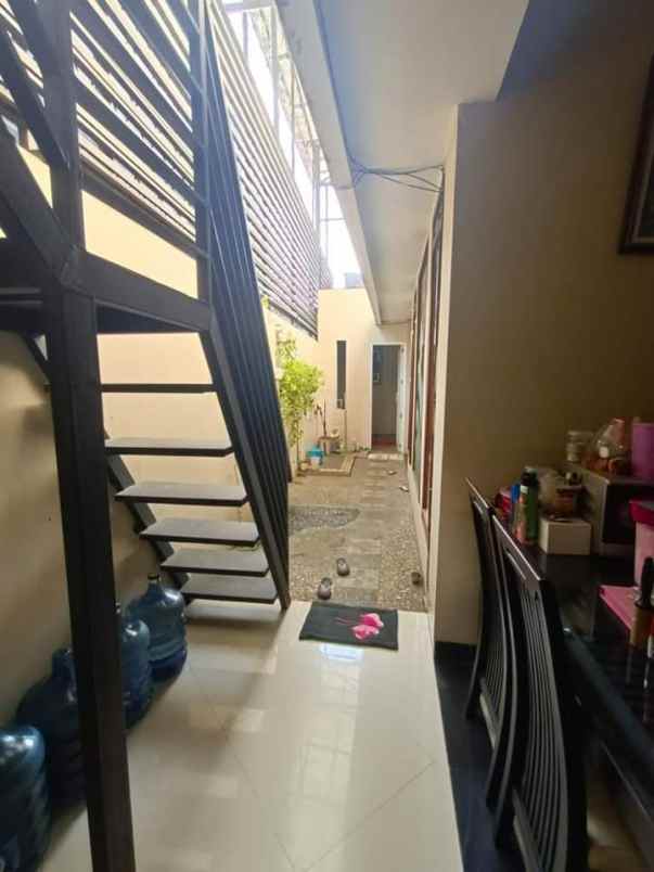 dijual rumah cijagra
