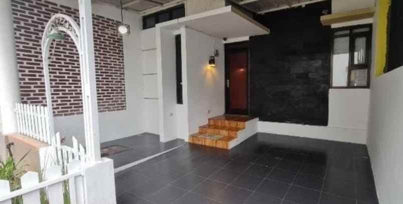 dijual rumah cilame