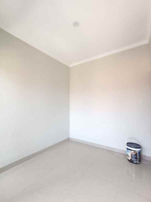 dijual rumah cilangkap