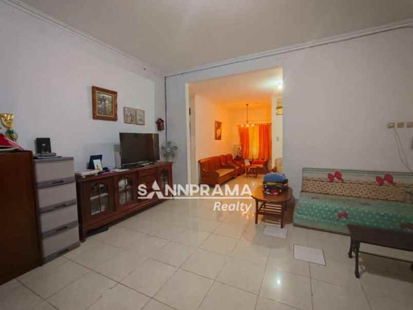 dijual rumah cilangkap