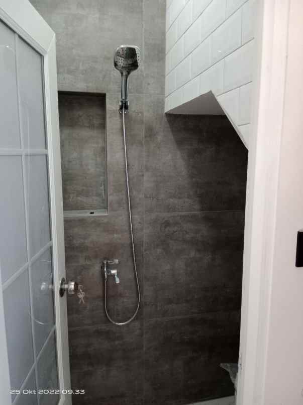 dijual rumah cinangka sawangan depok