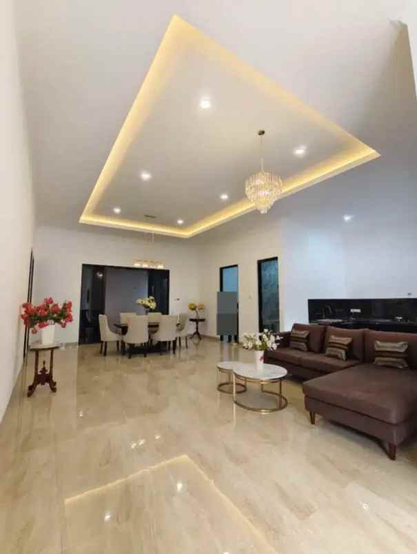 dijual rumah cinere depok