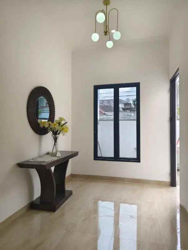 dijual rumah cinere depok