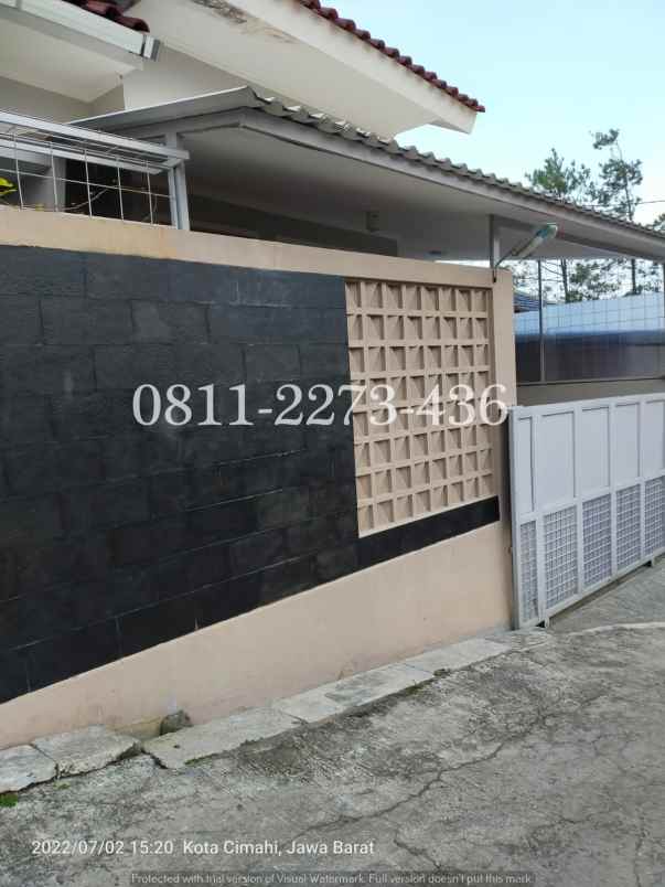 dijual rumah cipageran