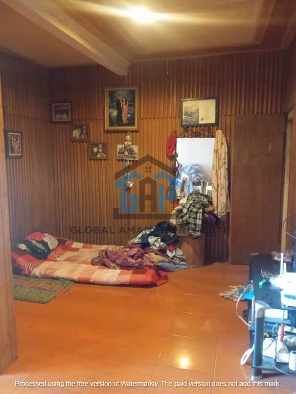 dijual rumah cipageran mainroad lingkungan nyaman