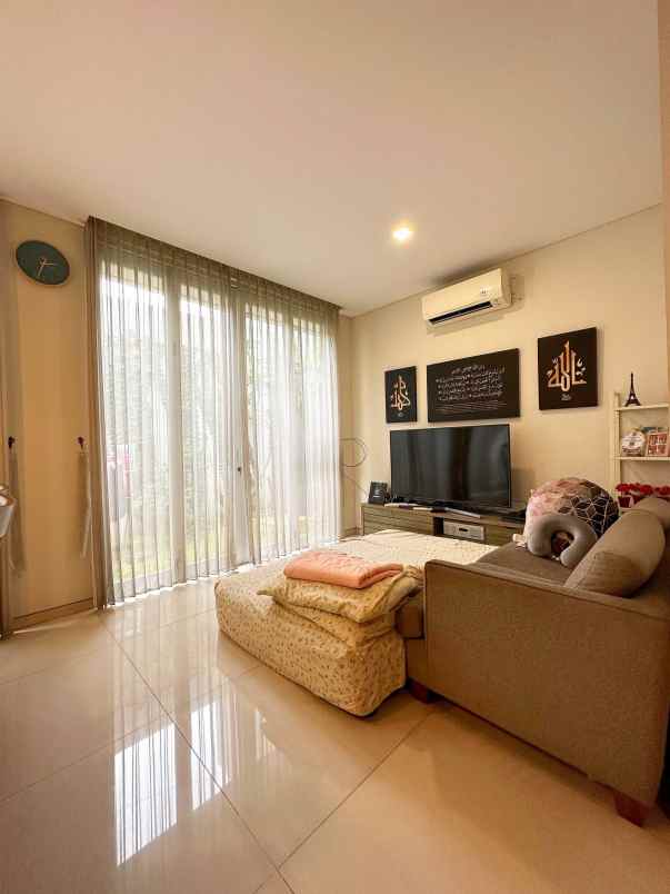 dijual rumah cipayung
