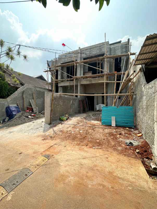 dijual rumah cipayung