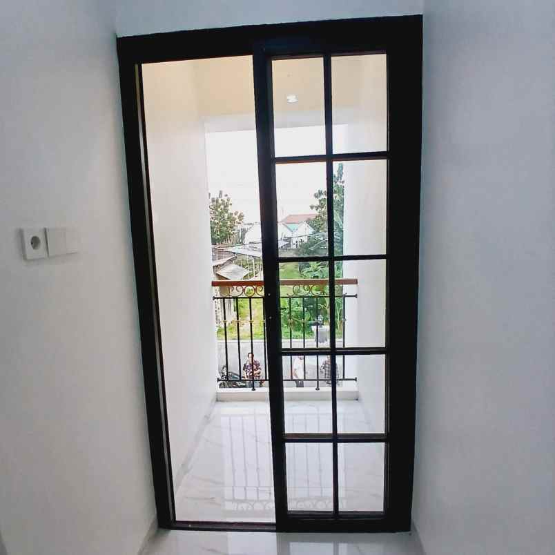 dijual rumah cipayung depok