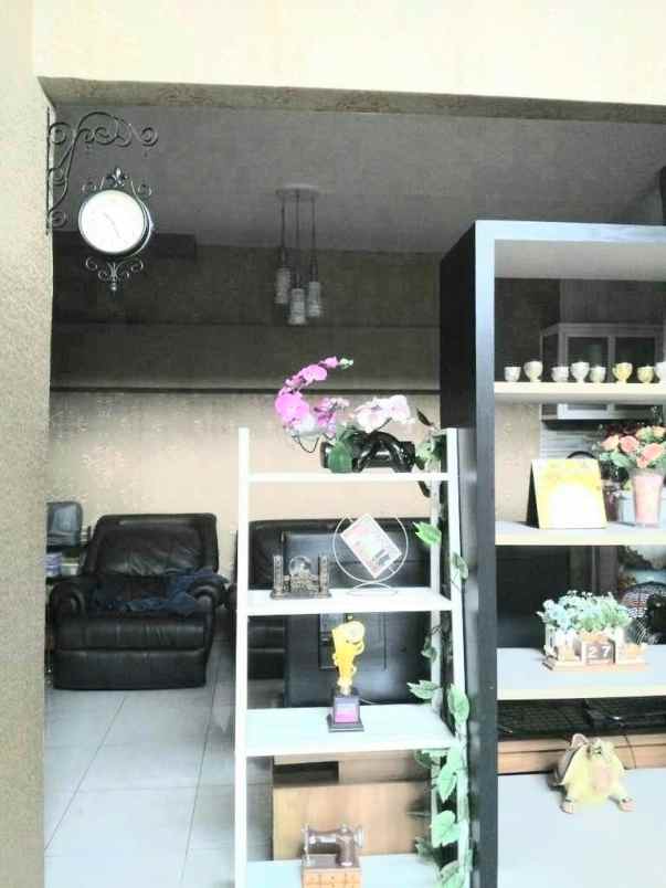 dijual rumah citra harmoni trosobo