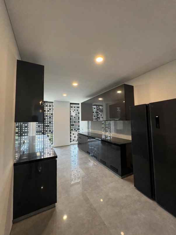 dijual rumah citraland