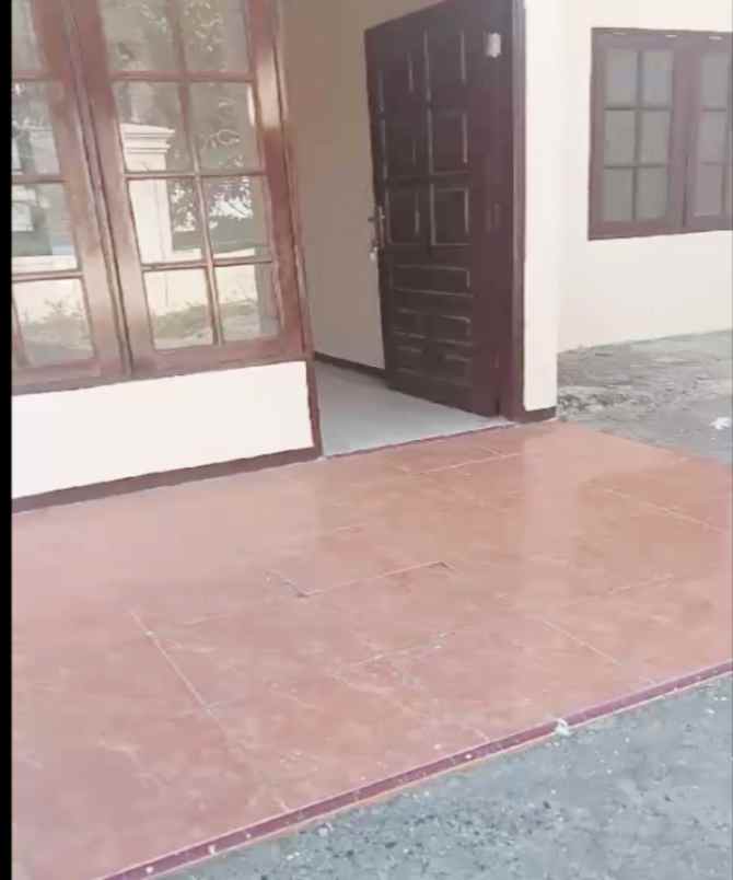 dijual rumah citraland cbd gresik jl