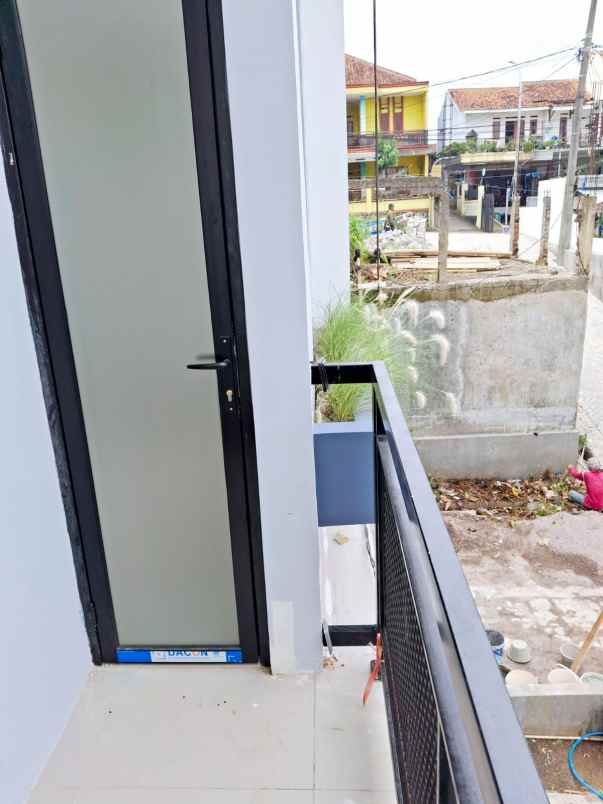 dijual rumah cluster calistha city