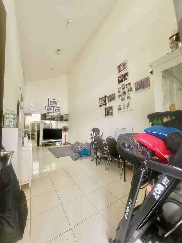 dijual rumah cluster ebony green ara