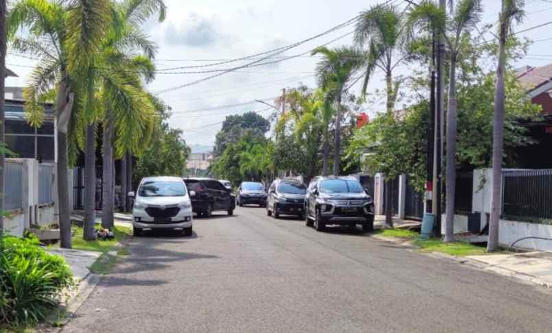 dijual rumah cluster ifolia kota