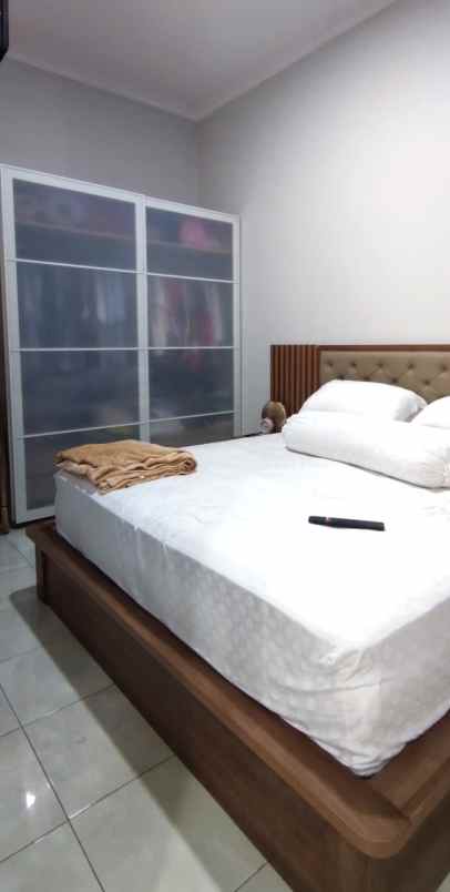 dijual rumah cluster ifolia kota