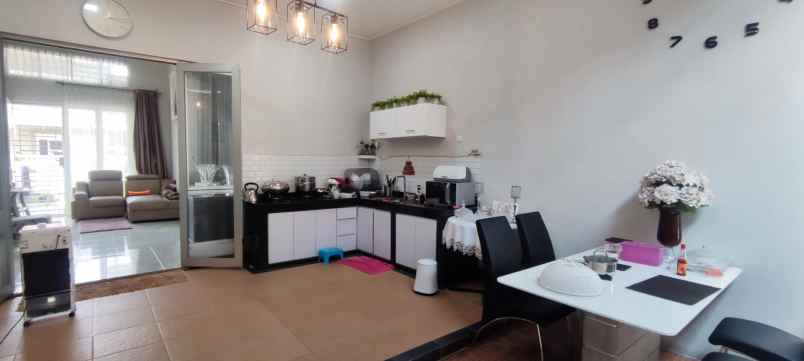 dijual rumah cluster ifolia kota