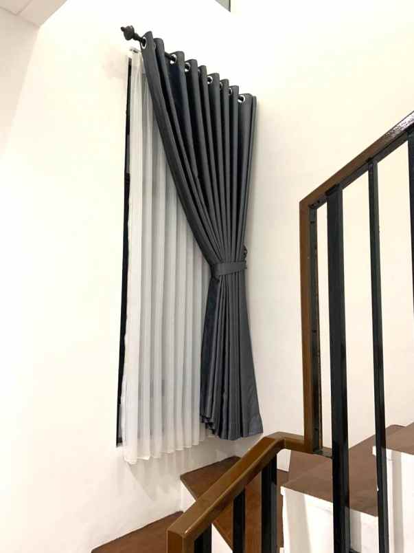 dijual rumah cluster jura metland