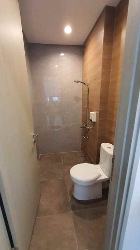 dijual rumah cluster maninjau asya jgc