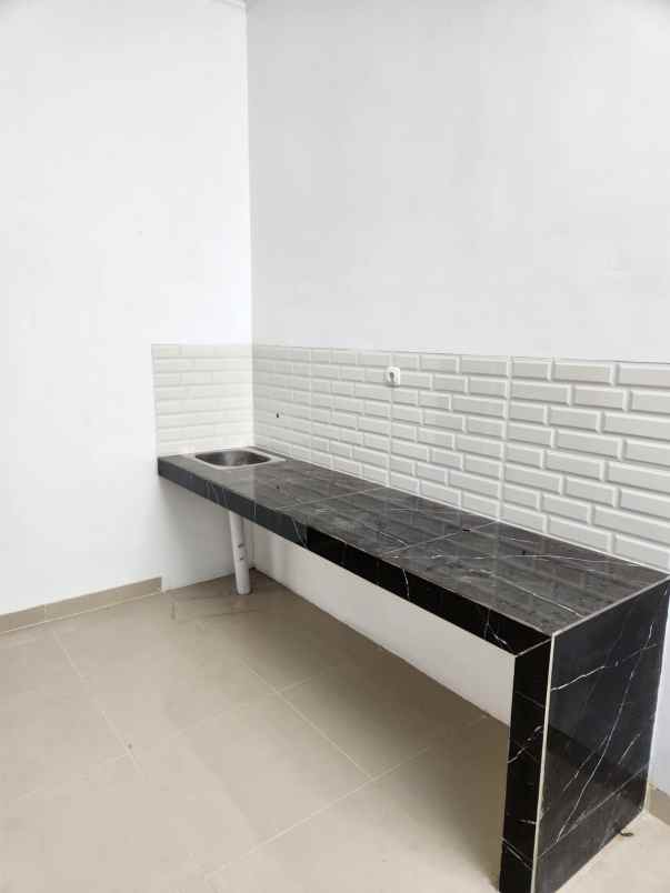 dijual rumah cluster pondok hegar asri