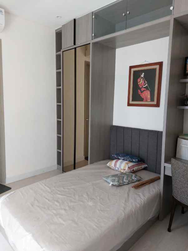 dijual rumah cluster semayang jakarta