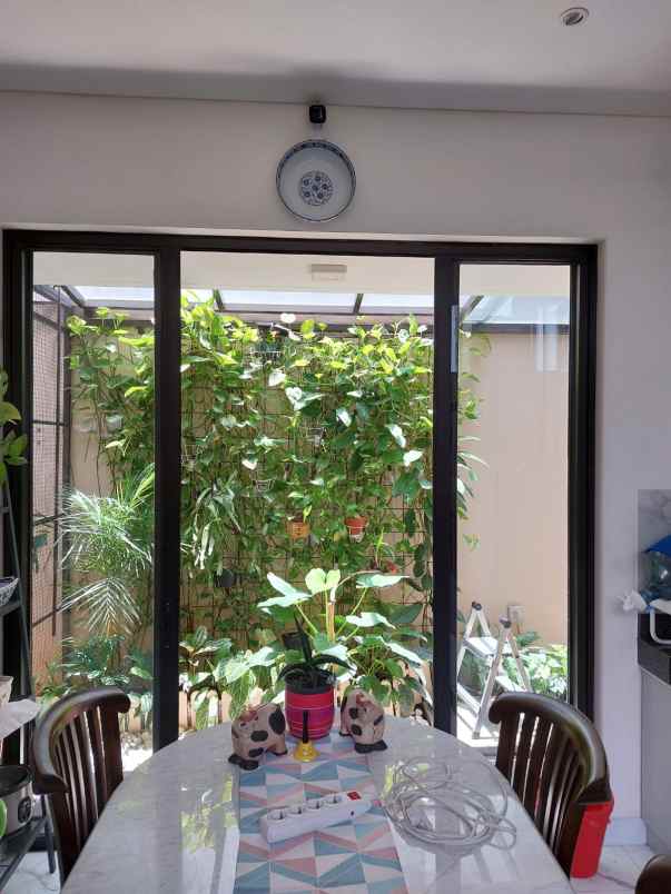 dijual rumah cluster semayang jakarta