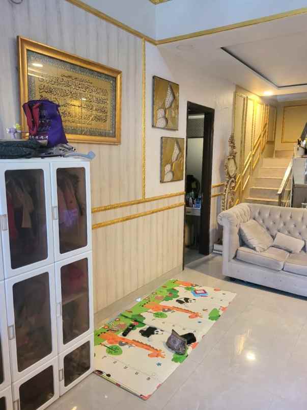 dijual rumah cluster shinano jgc