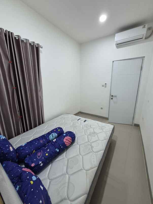 dijual rumah cluster viona karawaci