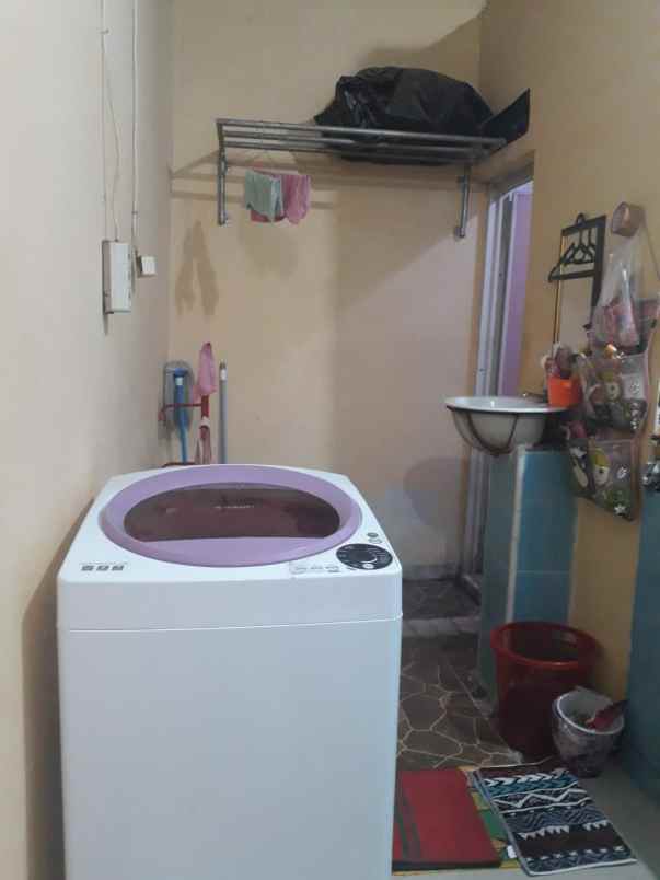 dijual rumah cocok buat kostab