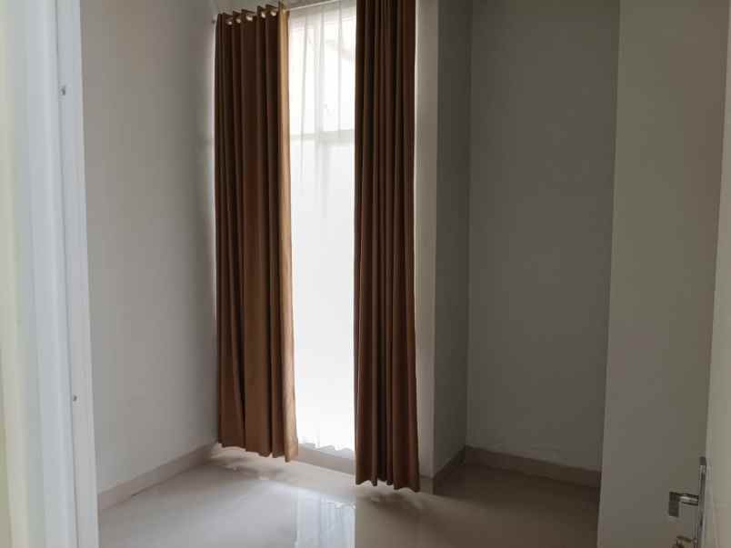 dijual rumah cogreg parung bogor