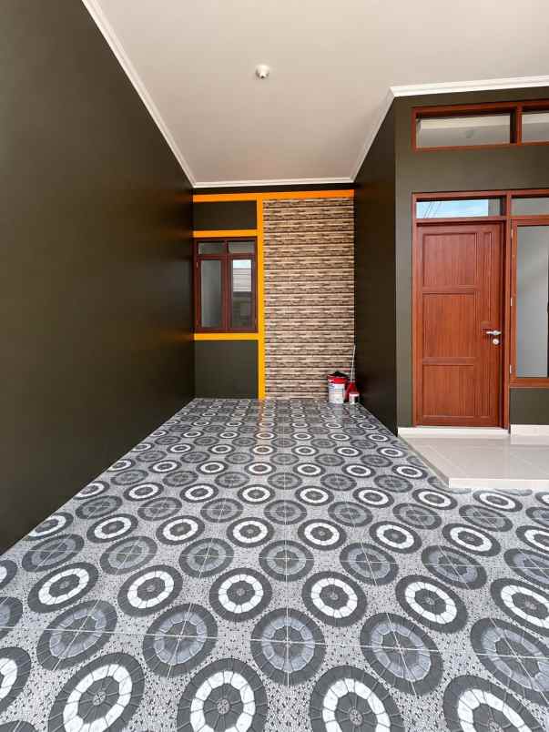 dijual rumah dalam cluster bambu apus