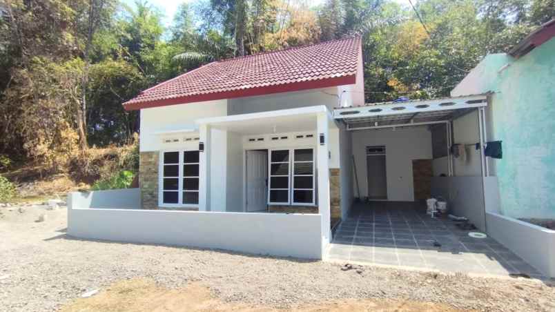 dijual rumah damai margodadi 400 jt