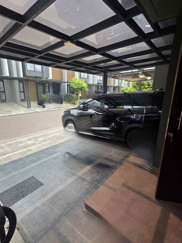 dijual rumah dekat mall di magenta summarecon bekasi
